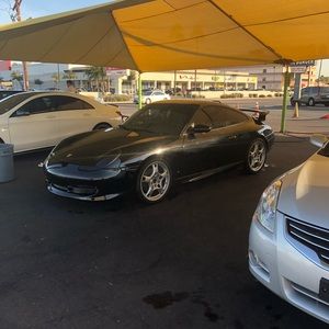 Meet your Posher, Dominique